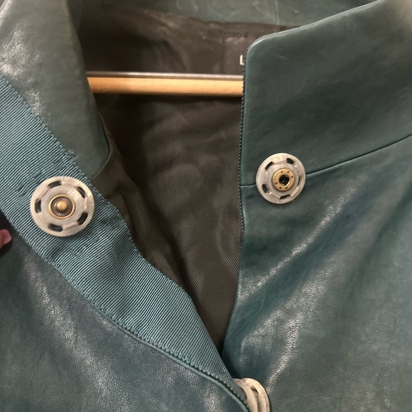 Women's Green Leather Jacket - Picture 3 of 11